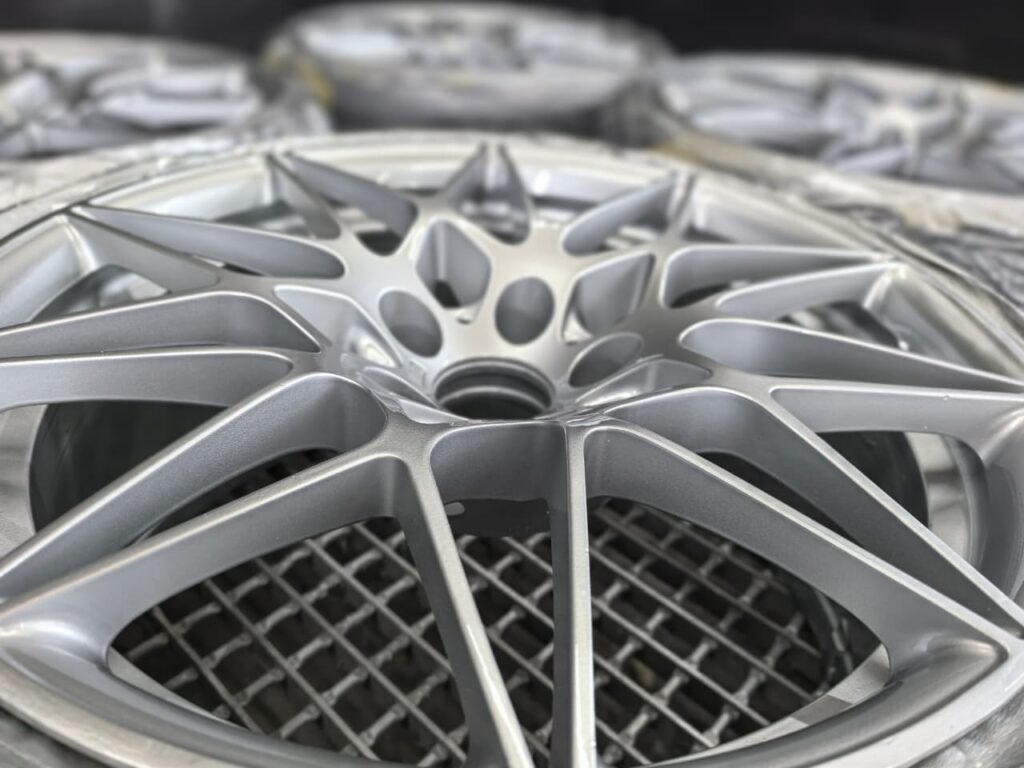 Mag Wheel Restoration showing alloy wheel at AutoHub in Observatory, Cape Town
